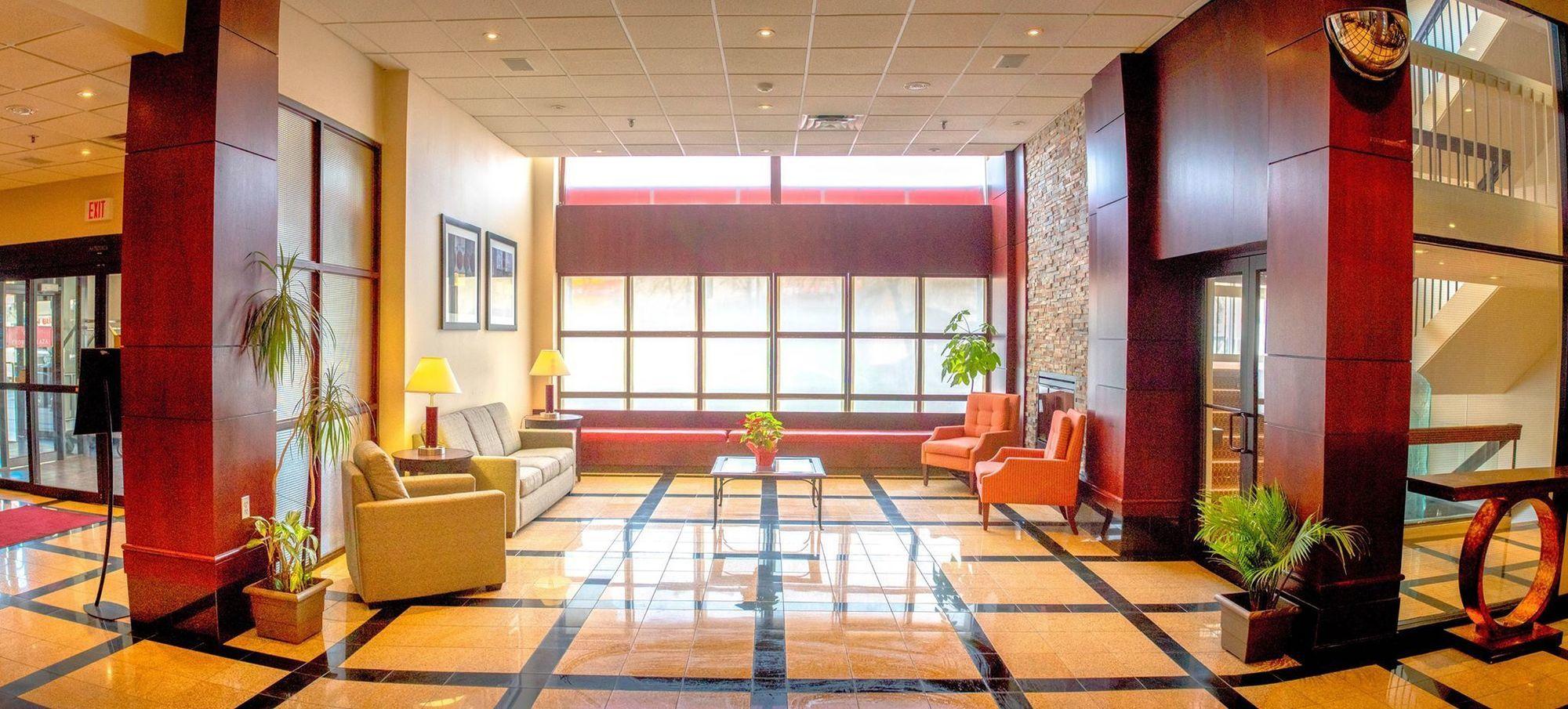 Hamilton Plaza Hotel And Conference Centre מראה חיצוני תמונה