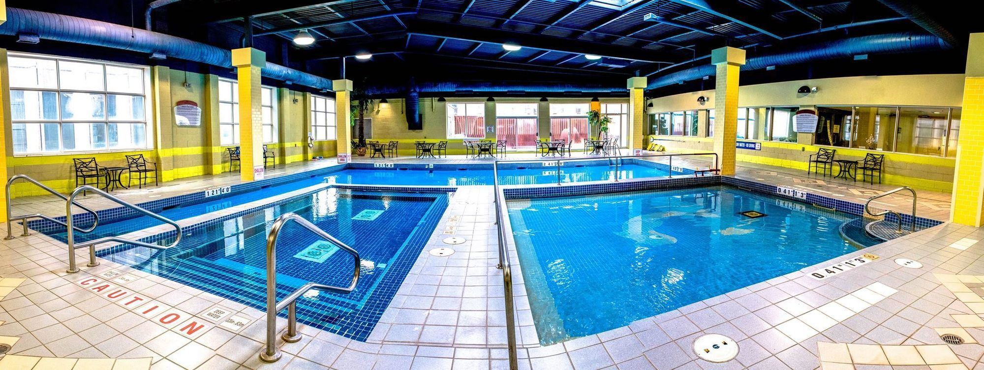 Hamilton Plaza Hotel And Conference Centre מראה חיצוני תמונה